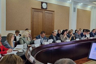 Более 137 млрд доходов и 154 млрд – расходов